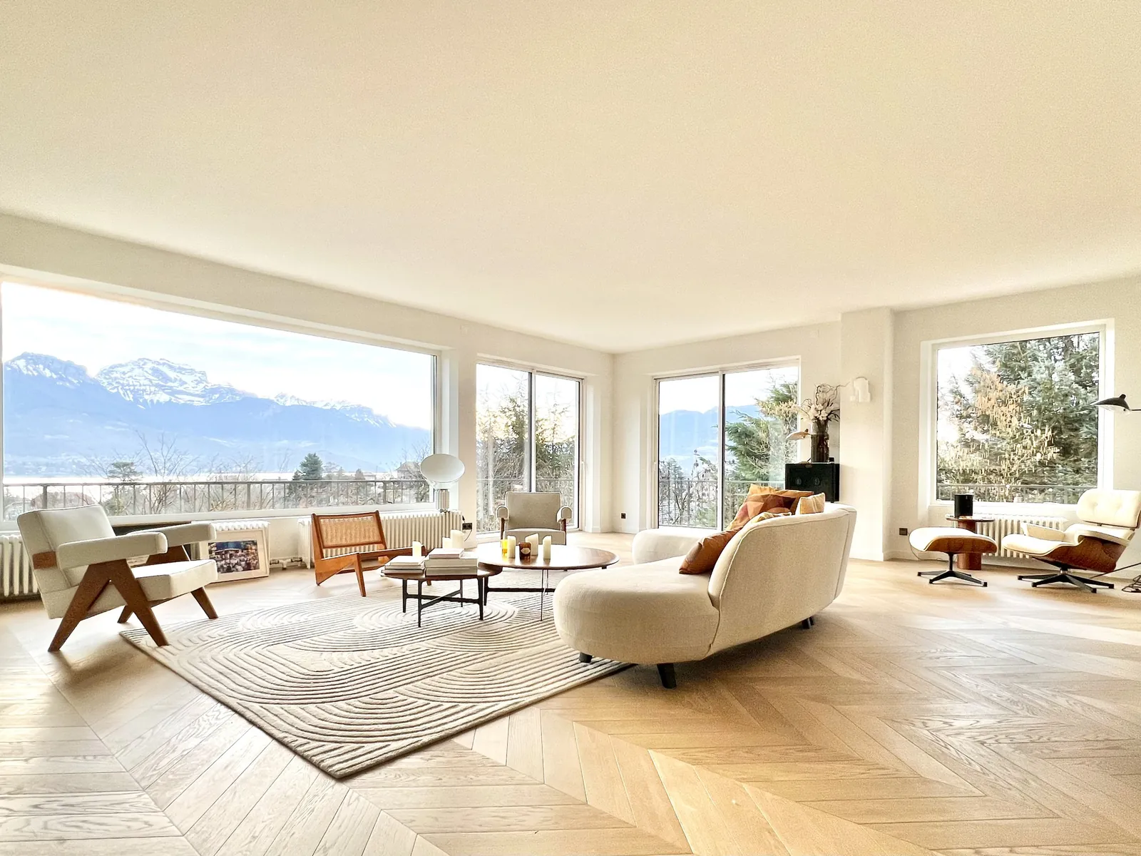 Rénovation intégrale d'une maison de 320 m² à Sevrier